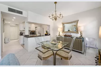 250 NE 20th Street #1010, Boca Raton, FL 33431 - Photo 6