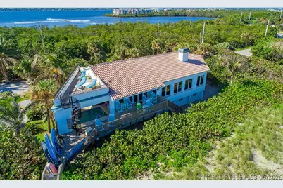 23 NE Macarthur Boulevard, Stuart, FL 34996 - Photo 8