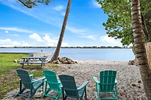 1516 S Lakeside Dr, Lake Worth Beach, FL 33460 - Photo 14