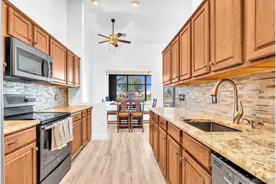 8099 Cassia Drive, Boynton Beach, FL 33472 - Photo 14