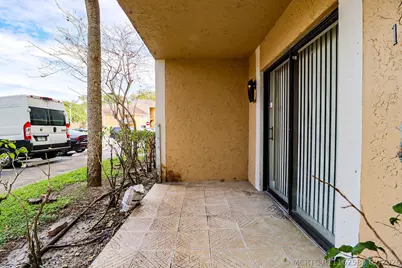 450 Palm Circle #106, Pembroke Pines, FL 33025 - Photo 52
