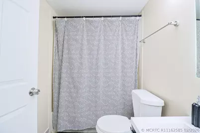 450 Palm Circle #106, Pembroke Pines, FL 33025 - Photo 30