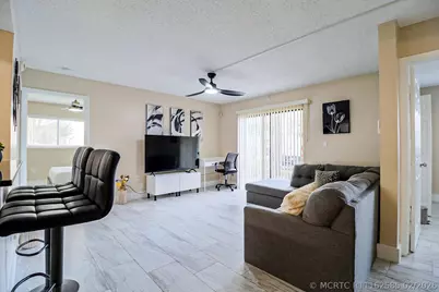 450 Palm Circle #106, Pembroke Pines, FL 33025 - Photo 18
