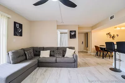 450 Palm Circle #106, Pembroke Pines, FL 33025 - Photo 20