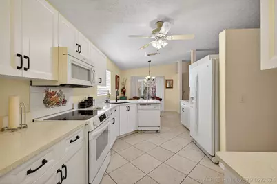 6737 Campanilla, Fort Pierce, FL 34951 - Photo 12