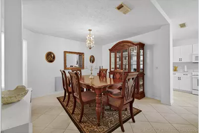 6737 Campanilla, Fort Pierce, FL 34951 - Photo 6