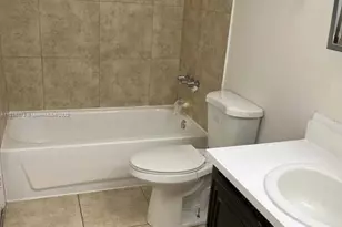 484 NW 165th St Rd, Miami, FL 33169 - Photo 6