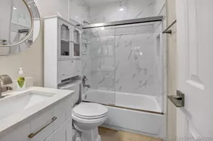 5750 Parkwalk Cir E, Boynton Beach, FL 33472 - Photo 20