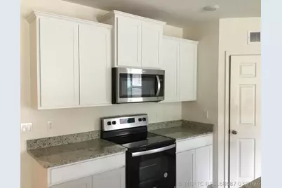 6277 NW Regent Street, Port Saint Lucie, FL 34983 - Photo 10