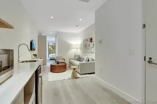 229 SW 9th St, Miami, FL 33130 - Photo 4