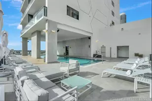 229 SW 9th St, Miami, FL 33130 - Photo 16