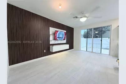 2367 SE 11th #2367, Homestead, FL 33035 - Photo 1