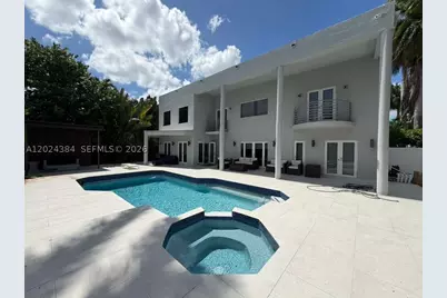 10462 NW 130th #1, Hialeah Gardens, FL 33018 - Photo 1