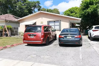 1321 N 58th #1321, Hollywood, FL 33021 - Photo 1
