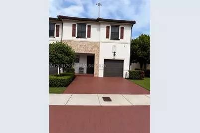 10251 W 32nd #10251, Hialeah, FL 33018 - Photo 1