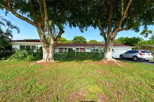 740 Ridgewood, Plantation, FL 33317 - Photo 1