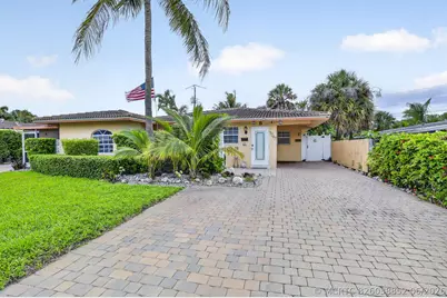 3207 Marine Drive #Apt C, Pompano Beach, FL 33062 - Photo 1
