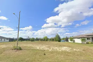 2622 SW 17th Ave, Cape Coral, FL 33914 - Photo 1