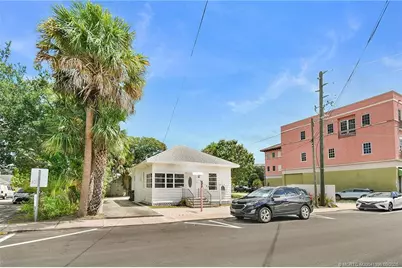 309 SE Denver Avenue, Stuart, FL 34994 - Photo 1