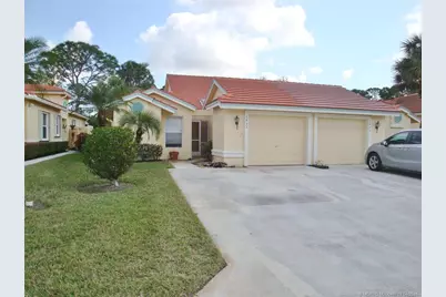 1435 SW Greens Pointe Way, Palm City, FL 34990 - Photo 1