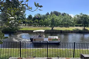 195 SE Riverbend St, Stuart, FL 34997 - Photo 1