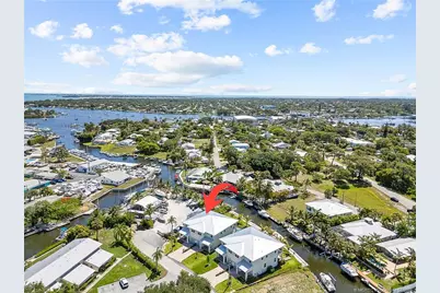 4627 SE Manatee Lane, Stuart, FL 34997 - Photo 1