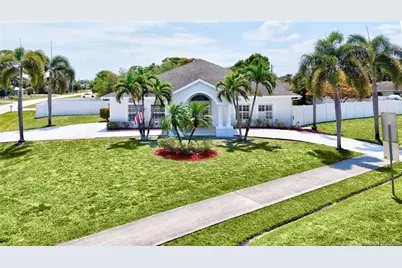 2206 SE Adobe Street, Port Saint Lucie, FL 34952 - Photo 1