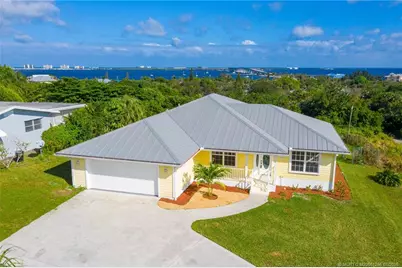 3869 NE Skyline Drive, Jensen Beach, FL 34957 - Photo 1