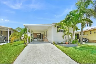 612 S Seas Boulevard, Jensen Beach, FL 34957 - Photo 1