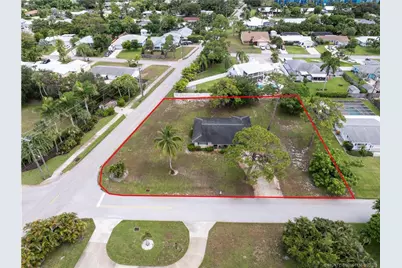 4800 SE Bayshore Terrace, Stuart, FL 34997 - Photo 1