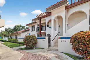 6110 SE Martinique Dr, Stuart, FL 34997 - Photo 1