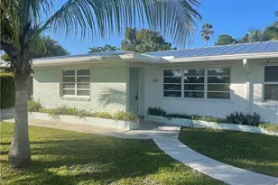 885 NW River Shores Blvd, Stuart, FL 34994 - Photo 1