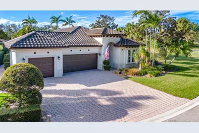 700 SW Pebble Lane, Palm City, FL 34990 - Photo 1