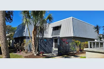 3828 SE Jefferson Street, Stuart, FL 34997 - Photo 1