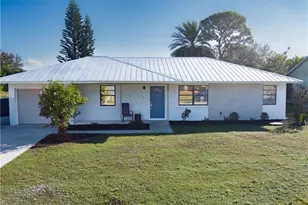 1425 SE Morrow St, Port Saint Lucie, FL 34983 - Photo 1