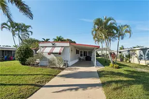 7398 SE Swan Ave, Hobe Sound, FL 33455 - Photo 1