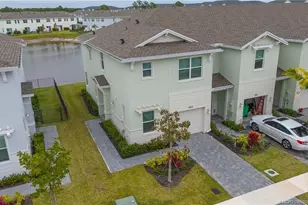 663 SE Lk Fls St, Port Saint Lucie, FL 34984 - Photo 1