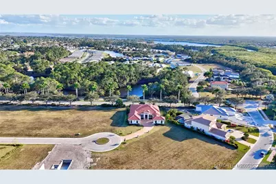 133 SE Via Lago Cervaro, Port Saint Lucie, FL 34952 - Photo 1