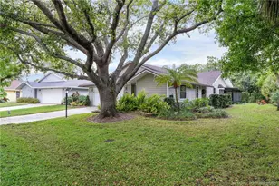 13216 SE Point O Woods Ct, Hobe Sound, FL 33455 - Photo 1