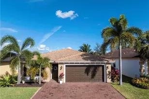 1911 SW Jamesport Dr, Port Saint Lucie, FL 34953 - Photo 1