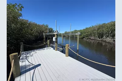 279 SE Via Bisento, Port Saint Lucie, FL 34952 - Photo 1