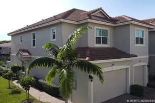 566 SW Glen Crest Way, Stuart, FL 34997 - Photo 1