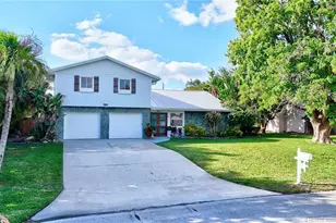 4729 SE Glen Ridge Trail, Stuart, FL 34997 - Photo 1