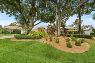 972 SW Hunt Club Cir, Palm City, FL 34990 - Photo 1