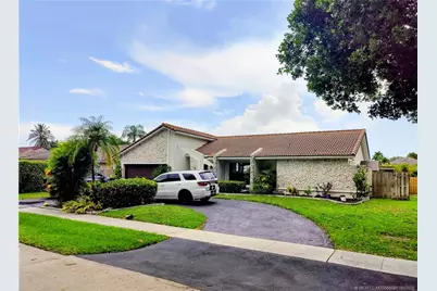9780 NW 10th Street, Plantation, FL 33322 - Photo 1