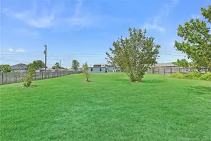 1361 SW Edinburgh Dr, Port Saint Lucie, FL 34953 - Photo 1