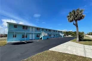 661 Hernando St, Fort Pierce, FL 34949 - Photo 1