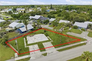 4972 SE Primrose Way, Stuart, FL 34997 - Photo 1