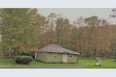 775 Williamstown Rd, Lanesborough, MA 01237 - Photo 8