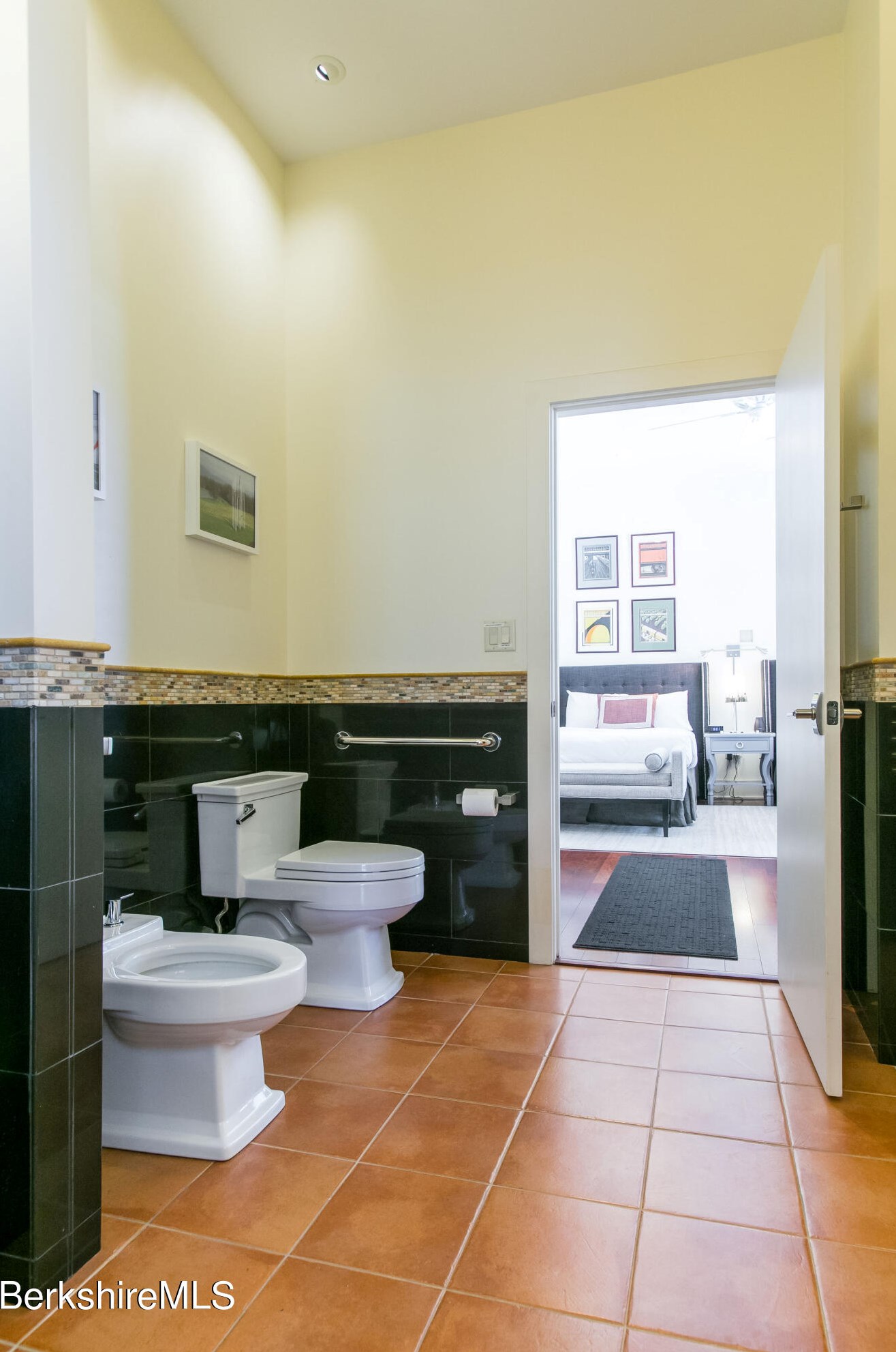 281 Main St, Alford MA 01230-6109 exterior